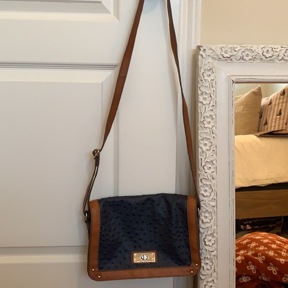 Purse - Picture 3 of 4